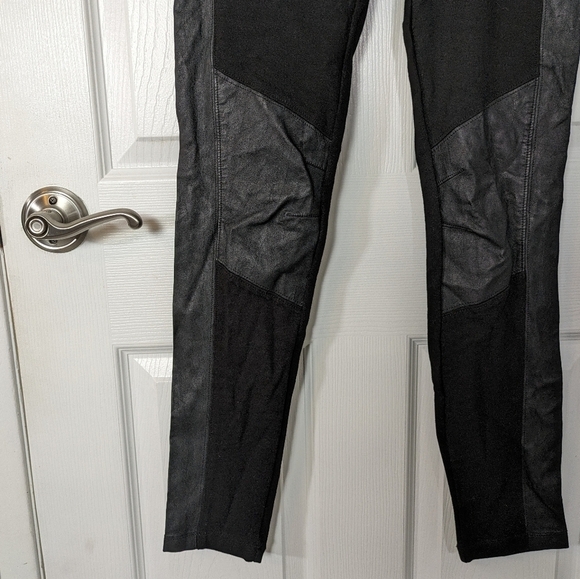 CAbi Style #578 Faux Leather Black Ricky Ponte Knit Moto Leggings Size Small - Picture 6 of 7
